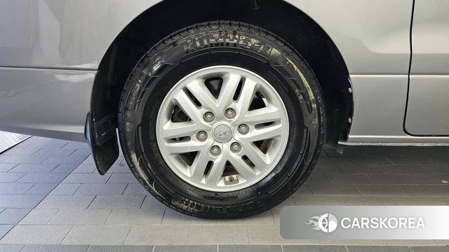 Hyundai The New Grand Starex id 4895028 из Кореи 26