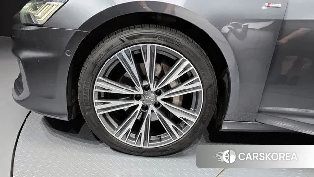 Audi A6 (C8) id 2990304 из Кореи 15