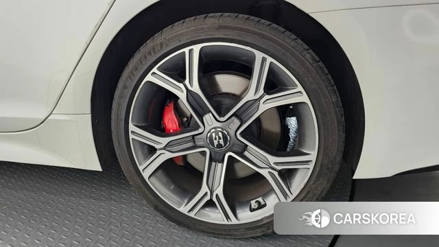 Kia Stinger id 3873587 из Кореи 15