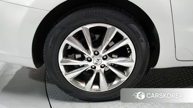 Kia The New Carnival id 3541613 из Кореи 15