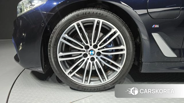 BMW 5 Series (G30) id 4794305 из Кореи 34