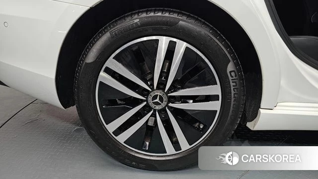 Mercedes-Benz A-Class W177 id 4268395 из Кореи 26