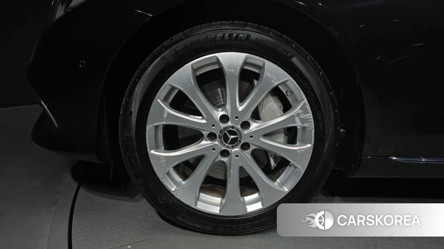 Mercedes-Benz E-Class W213 id 4311159 из Кореи 15