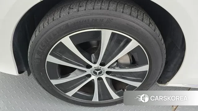 Mercedes-Benz E-Class W213 id 3264490 из Кореи 15