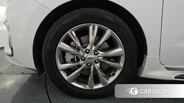 Kia The New Carnival id 4318042 из Кореи 15