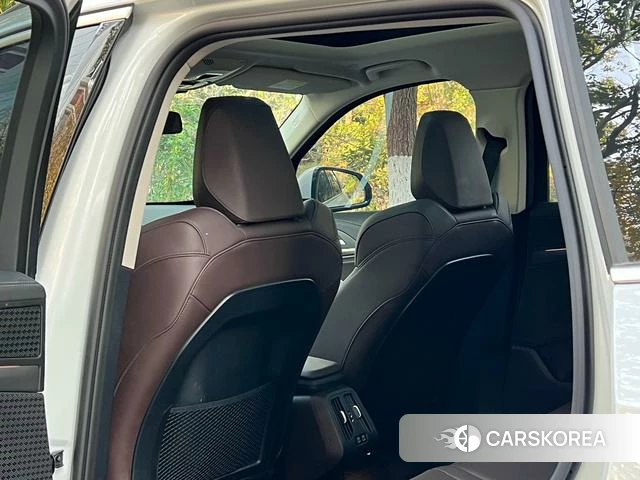 BMW X1 id 4333860 из Китая 22