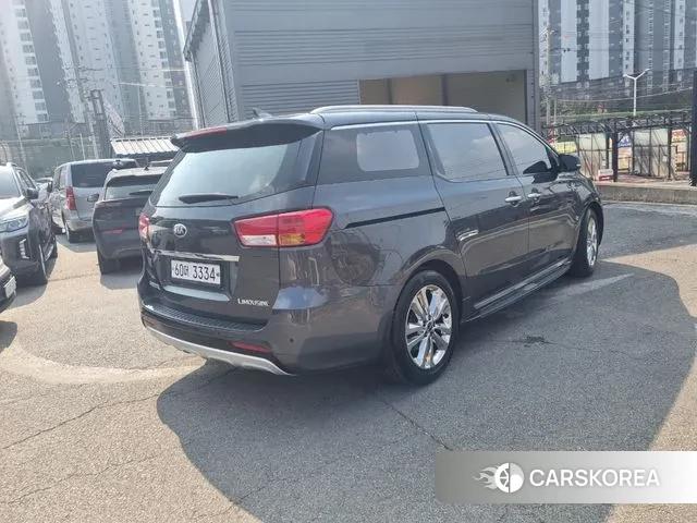 Kia The New Carnival id 3779307 из Кореи 15