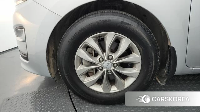 Kia The New Carnival id 4490385 из Кореи 27