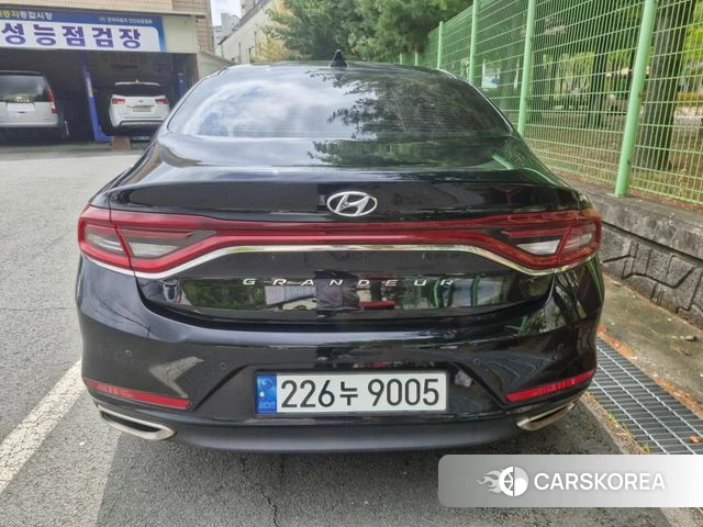 Hyundai Grandeur IG id 3917082 из Кореи 7