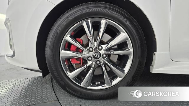 Kia The New Carnival id 4542985 из Кореи 31