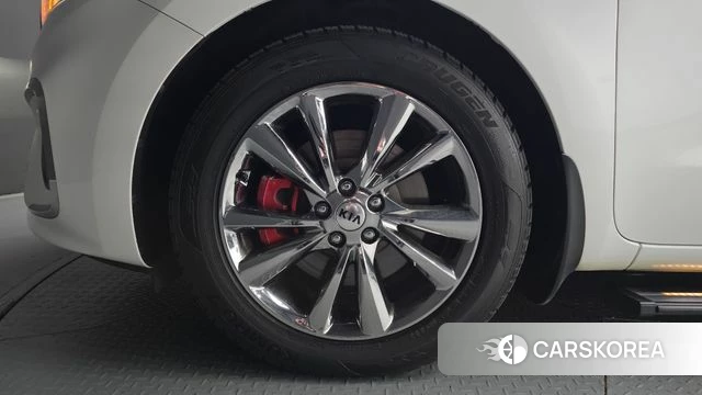 Kia The New Carnival id 4339560 из Кореи 28