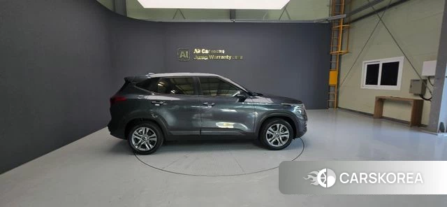 Kia Seltos id 4732413 из Кореи 15