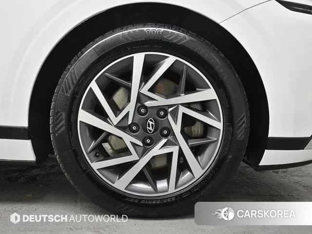 Hyundai Grandeur (GN7) id 3695304 из Кореи 15