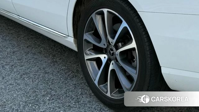 Mercedes-Benz E-Class W213 id 4772984 из Кореи 10