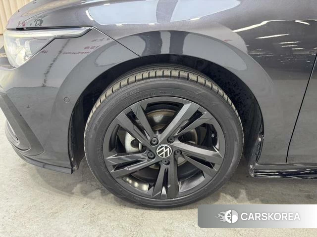 Volkswagen Golf id 4240049 из Китая 25