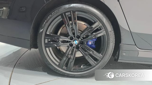BMW i7 (G70) id 4548982 из Кореи 27