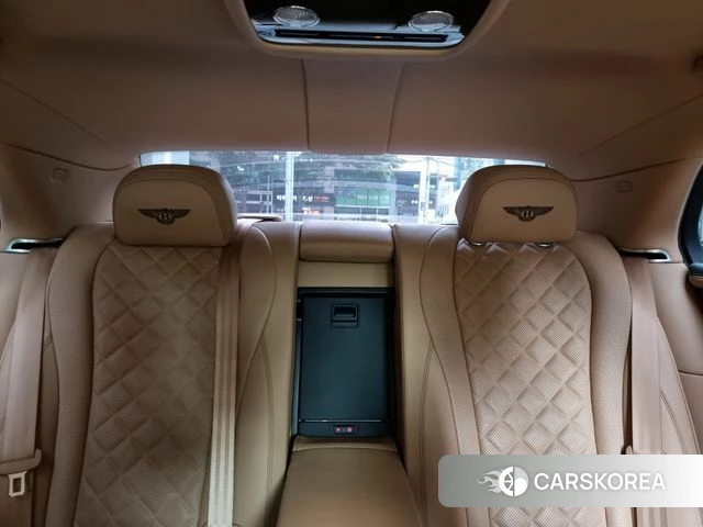 Bentley Flying Spur 2nd Generation 2018 Серебряный из Кореи, фото 5