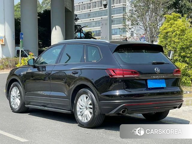 Volkswagen Touareg id 4276678 из Китая 20