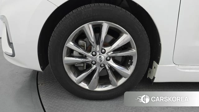 Kia The New Carnival id 4581550 из Кореи 29