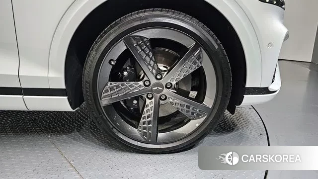 Genesis GV70 id 3523942 из Кореи 15