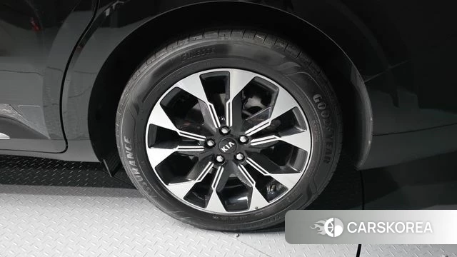 Kia Carnival 4th generation id 3892920 из Кореи 15