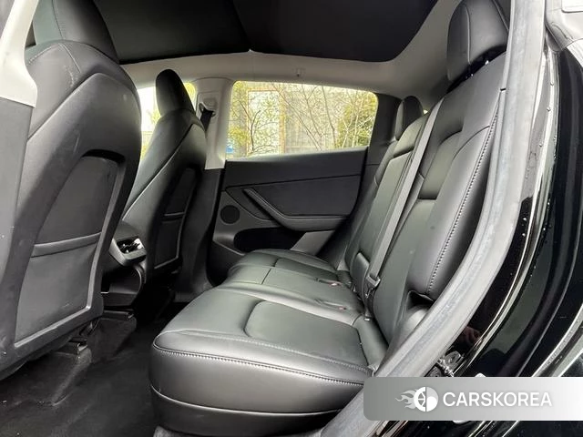 Tesla Model Y id 4236613 из Китая 18