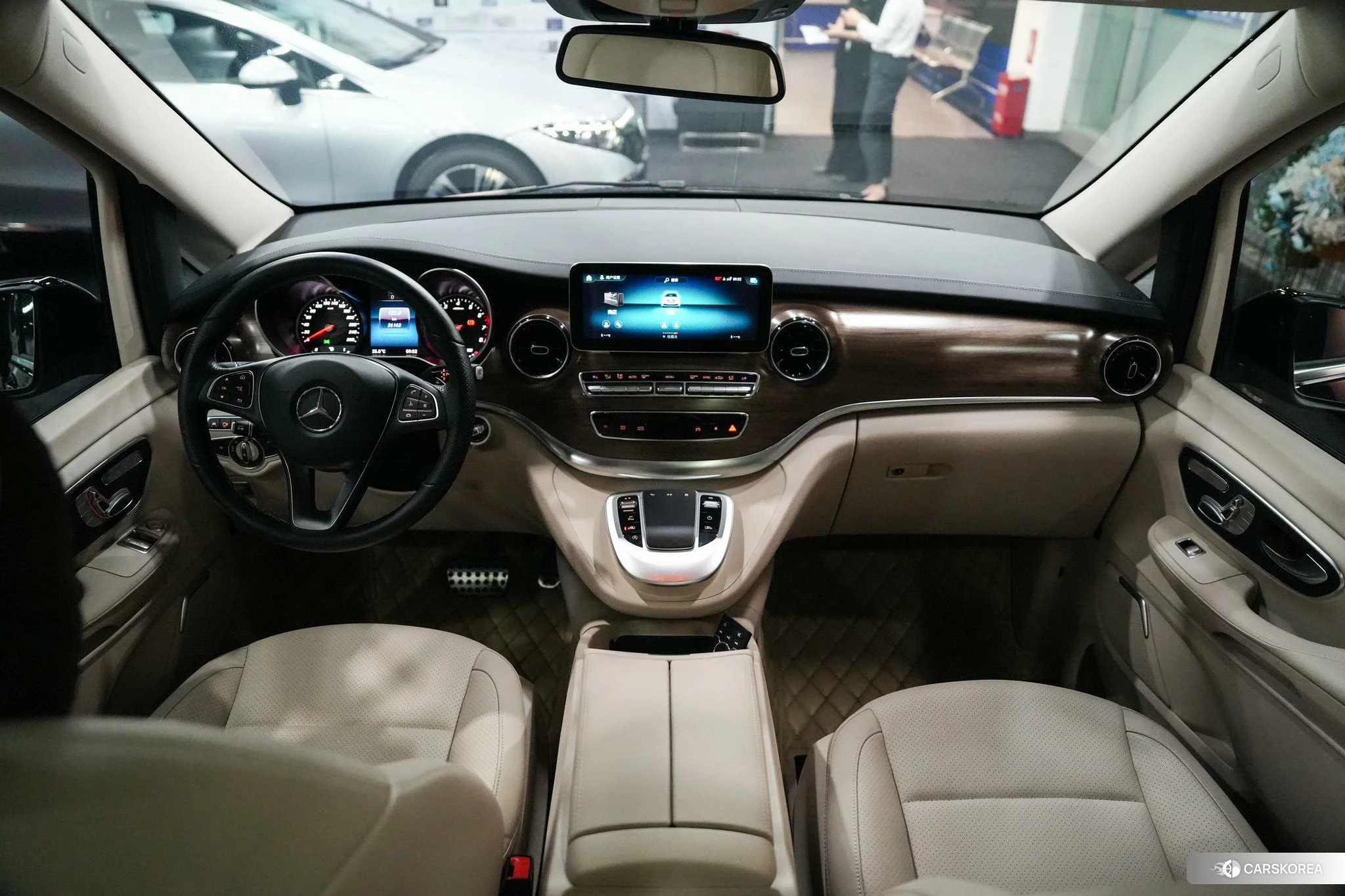 Mercedes-Benz V-class id 4487553 из Китая 25