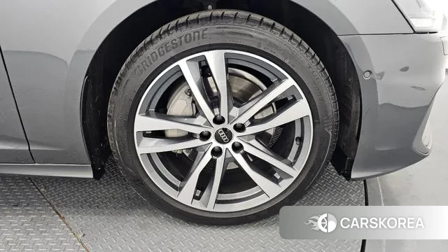 Audi A6 (C8) id 3600196 из Кореи 15