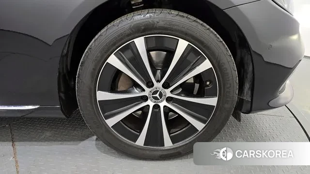 Mercedes-Benz E-Class W213 id 3469149 из Кореи 15