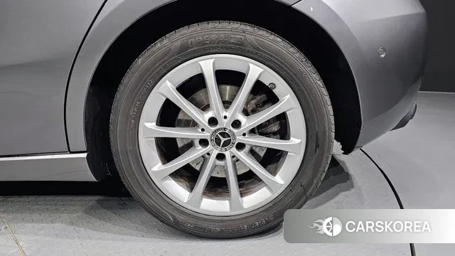 Mercedes-Benz A-Class W177 id 3514886 из Кореи 15