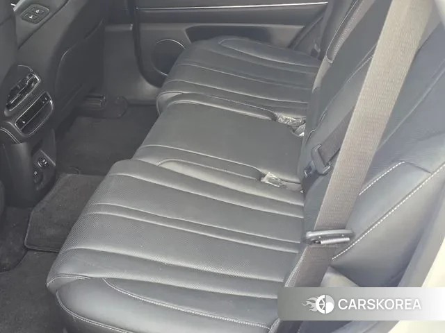 Genesis GV80 id 3306000 из Кореи 10