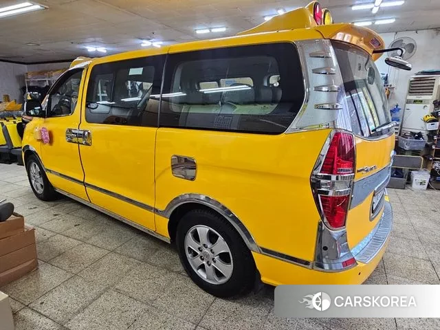 Hyundai The New Grand Starex id 3651554 из Кореи 15