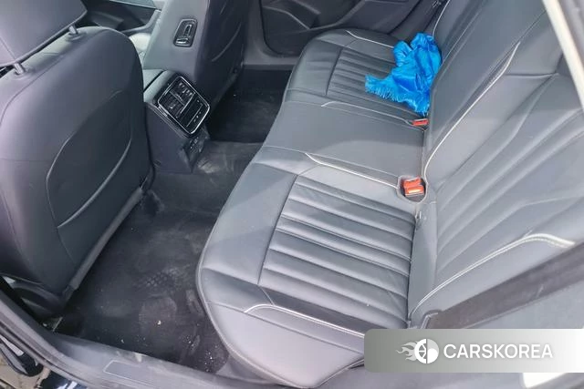 Volkswagen Passat id 4257702 из Китая 9
