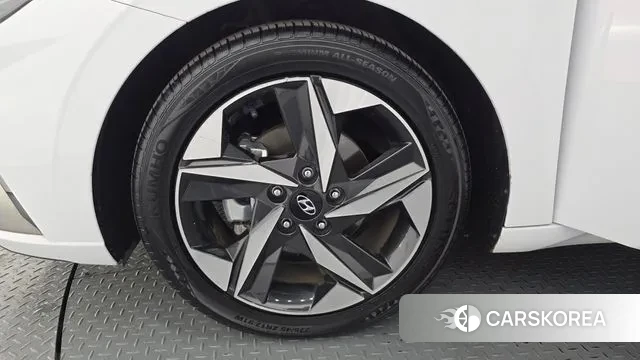 Hyundai Avante (CN7) id 3458991 из Кореи 15