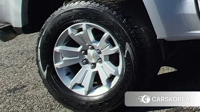 Chevrolet (GM Daewoo) Colorado 2020 Серебряный из Кореи, фото 6