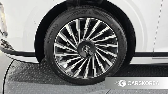 Hyundai Grandeur Hybrid (GN7) id 4897847 из Кореи 31