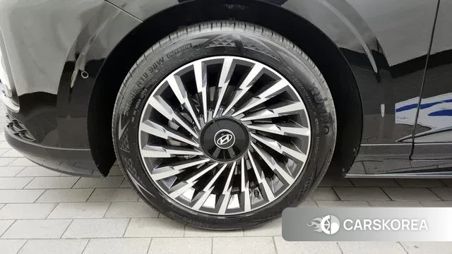 Hyundai Grandeur (GN7) id 3365280 из Кореи 15