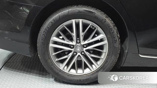 Hyundai Grandeur IG id 3834606 из Кореи 15