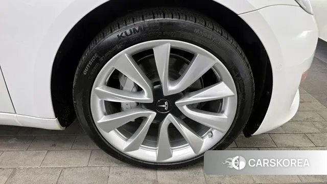 Tesla Model 3 id 3616728 из Кореи 15