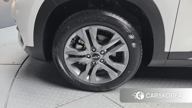 Kia Seltos id 3453452 из Кореи 15