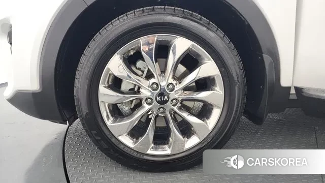 Kia The New Sorento id 3617337 из Кореи 15