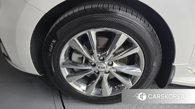 Kia The New Carnival id 3504754 из Кореи 15