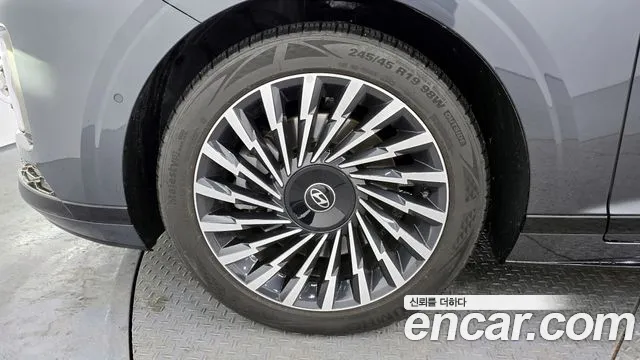 Hyundai Grandeur (GN7) id 2389497 из Кореи 15