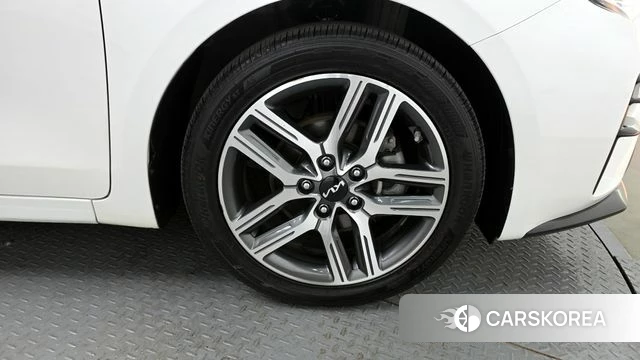 Kia Come New K3 id 3796316 из Кореи 15