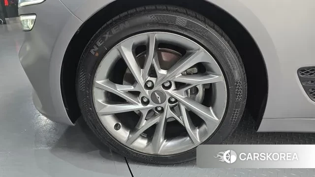 Genesis The New G70 id 3660275 из Кореи 15