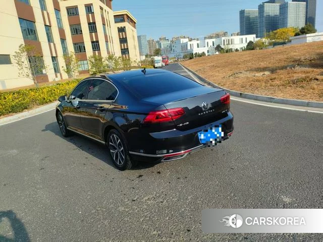 Volkswagen Magotan 2022 Черный из Китая, фото 5