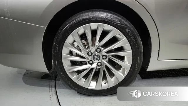 Lexus ES300h 7th generation id 3031835 из Кореи 15