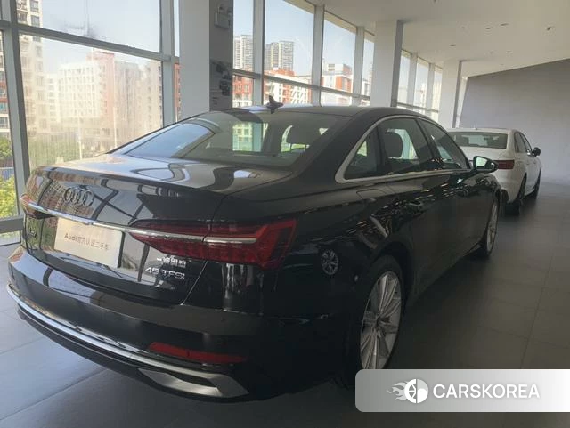 Audi A6L 2024 Черный из Китая, фото 5