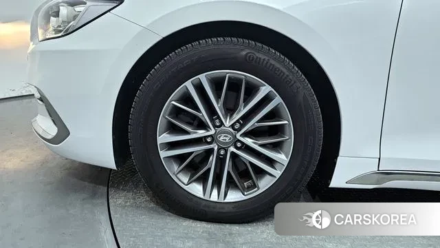 Hyundai Grandeur IG id 3045084 из Кореи 15