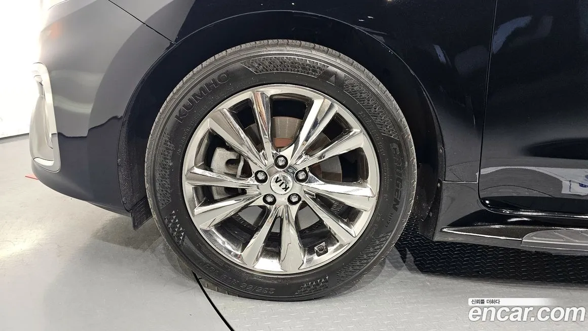 Kia The New Carnival id 1429901 из Кореи 15